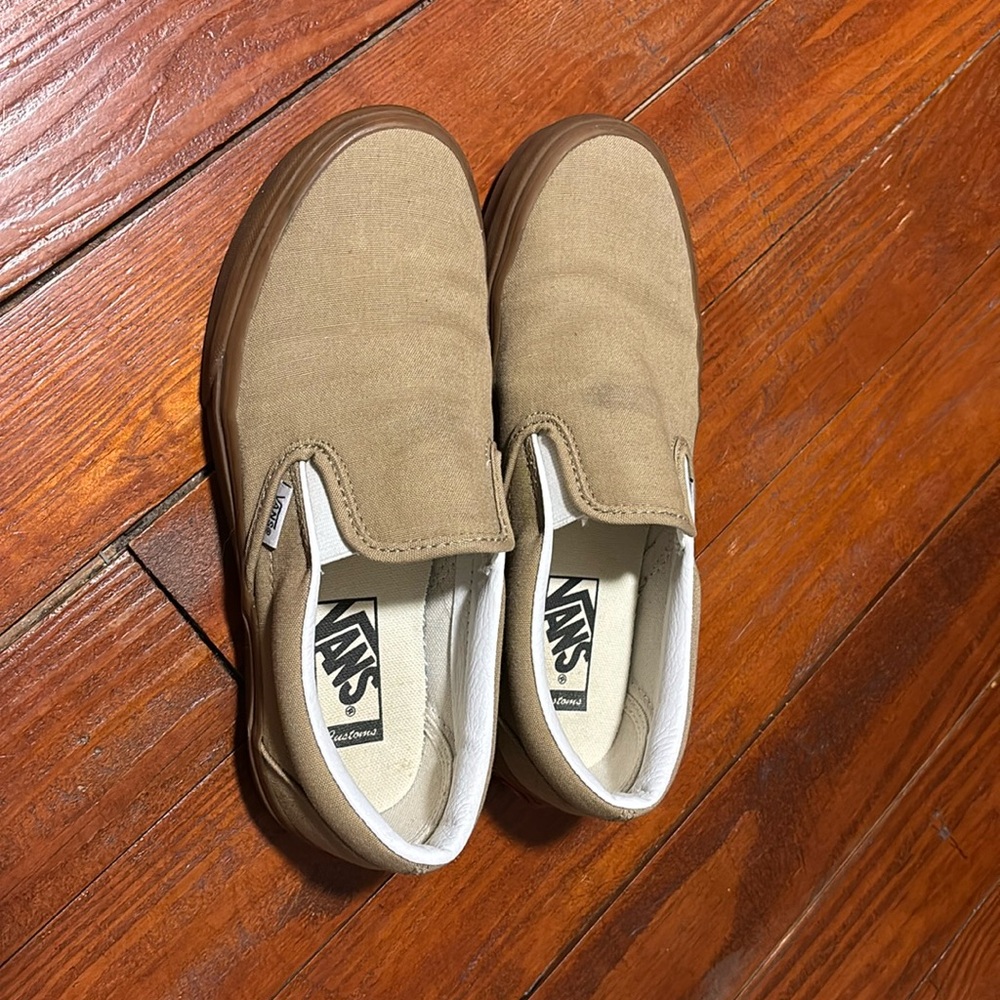 Tan vans slip on women’s 8 men’s 6.5